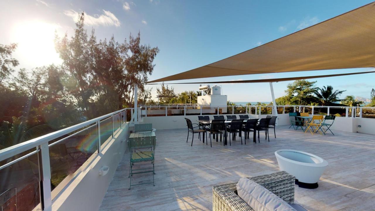 Penthouse - Private Roof Terrace - Sea & Mountain View Apartment Grand-Baie Exterior photo